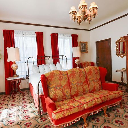 Mizpah Hotel Тонопа Экстерьер фото