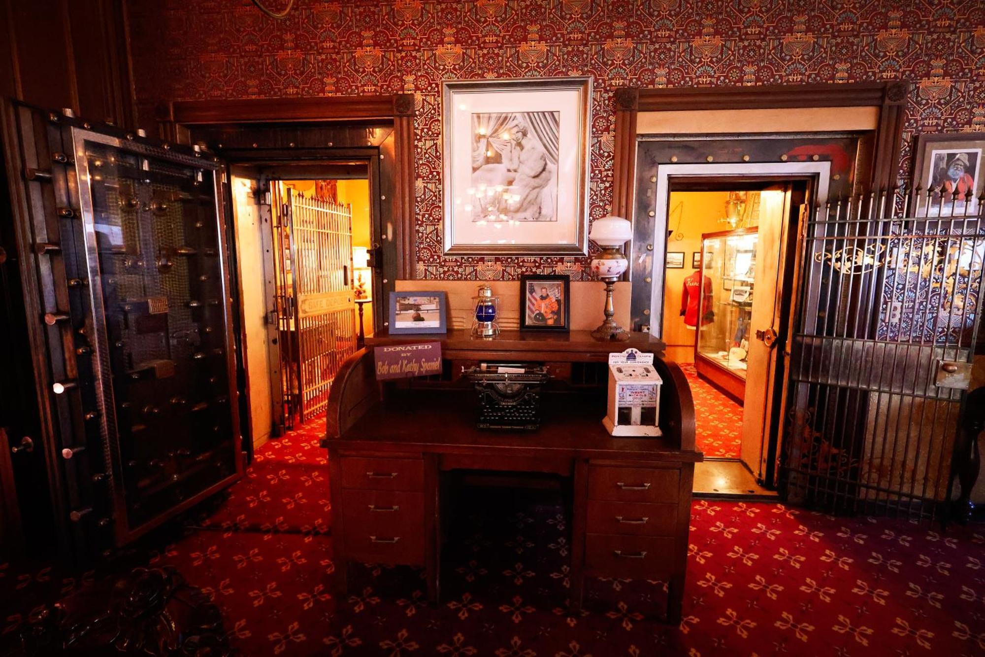 Mizpah Hotel Тонопа Экстерьер фото