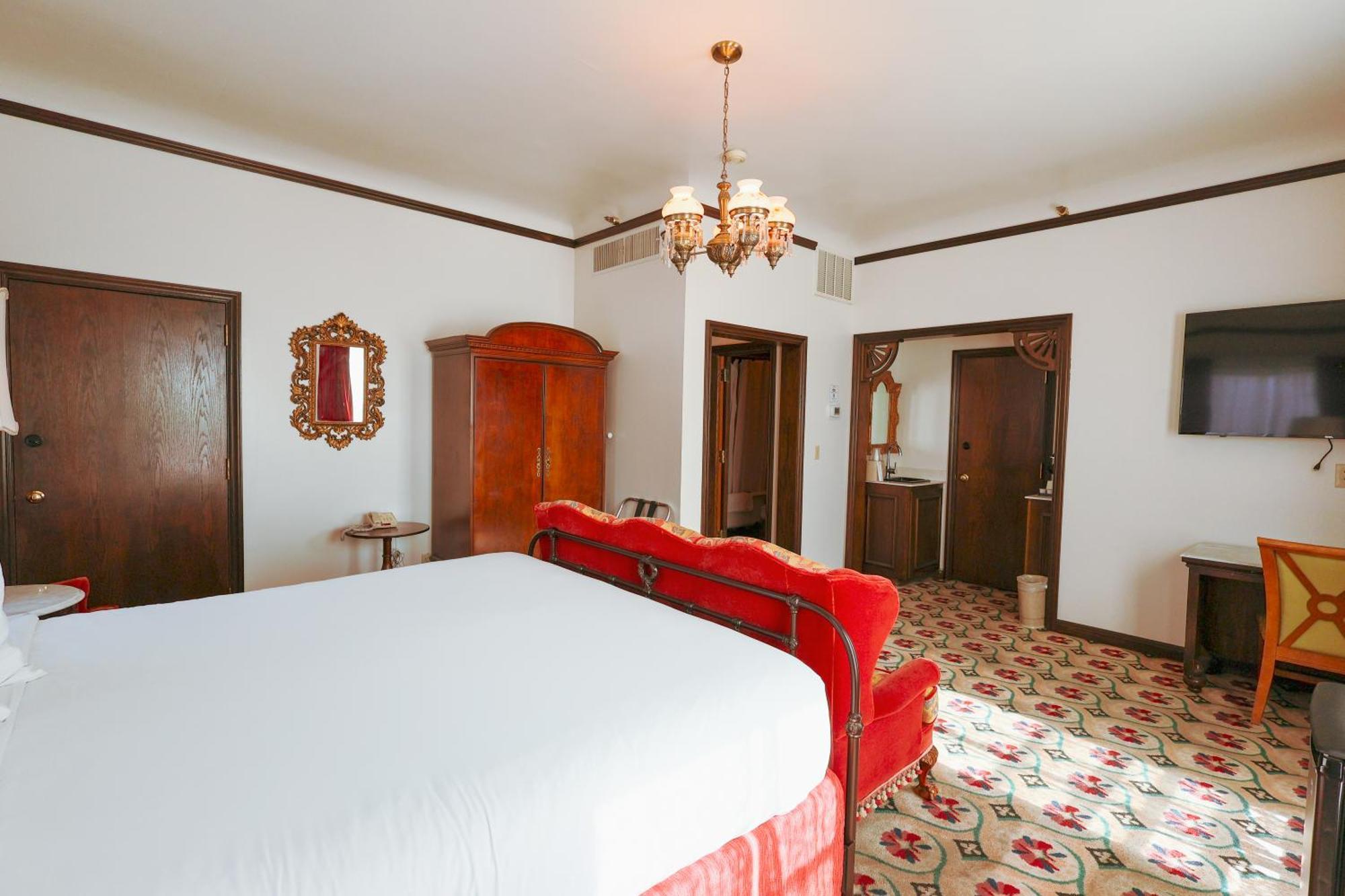 Mizpah Hotel Тонопа Экстерьер фото