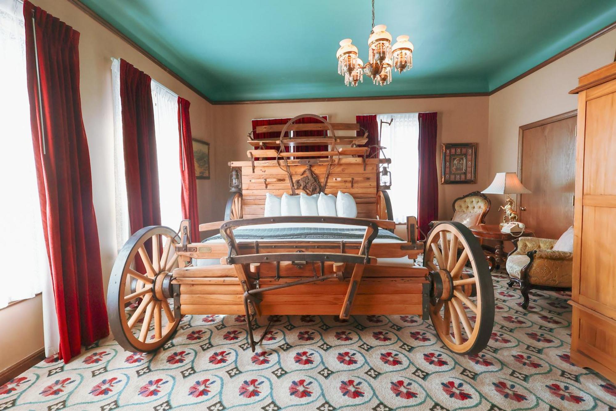 Mizpah Hotel Тонопа Экстерьер фото